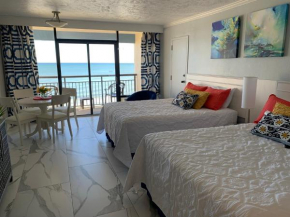 Oceanfront Condo. Modern and Newly Renovated.